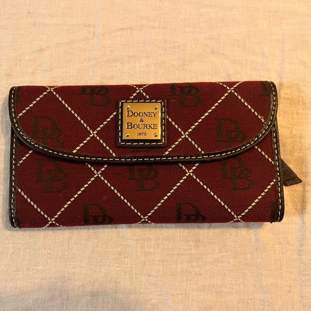 Dooney & Bourke Greta Bordeaux Wallet